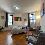 2-Bedroom Apartment In The Bronx And Pet Friendly
