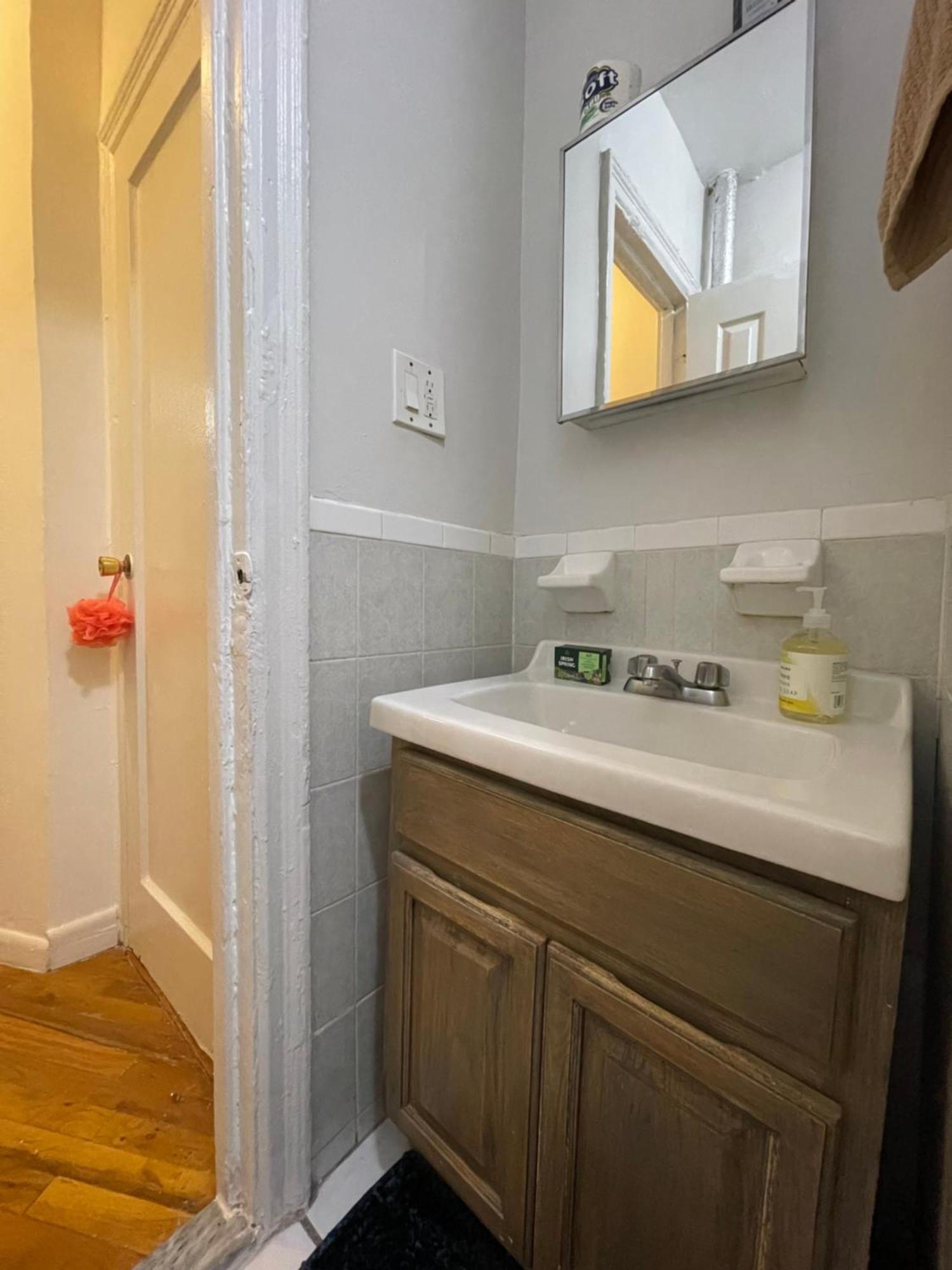 2-bedroom In The Bronx And Pet Friendly Apartment *