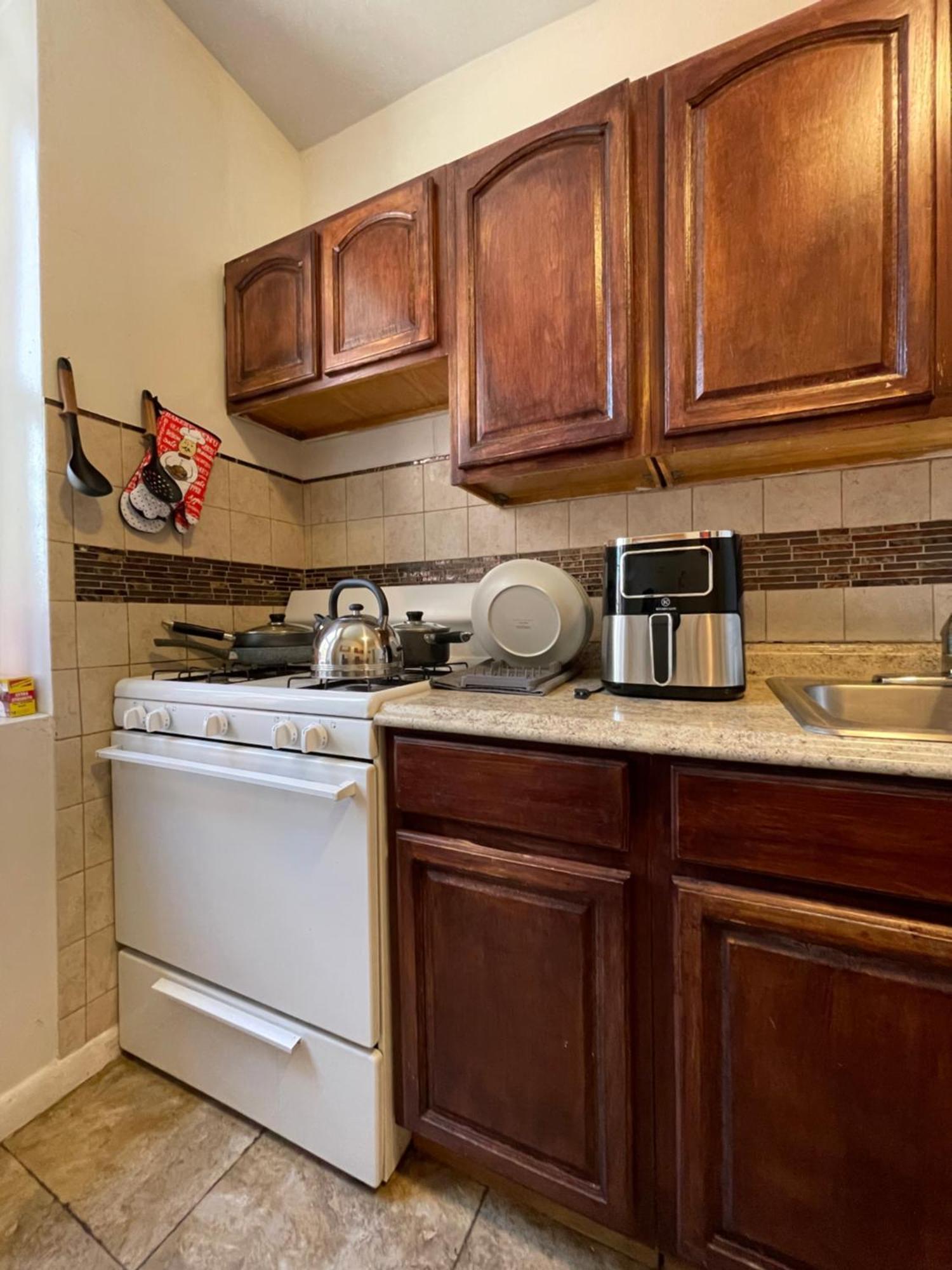 2-bedroom In The Bronx And Pet Friendly Apartment New York
