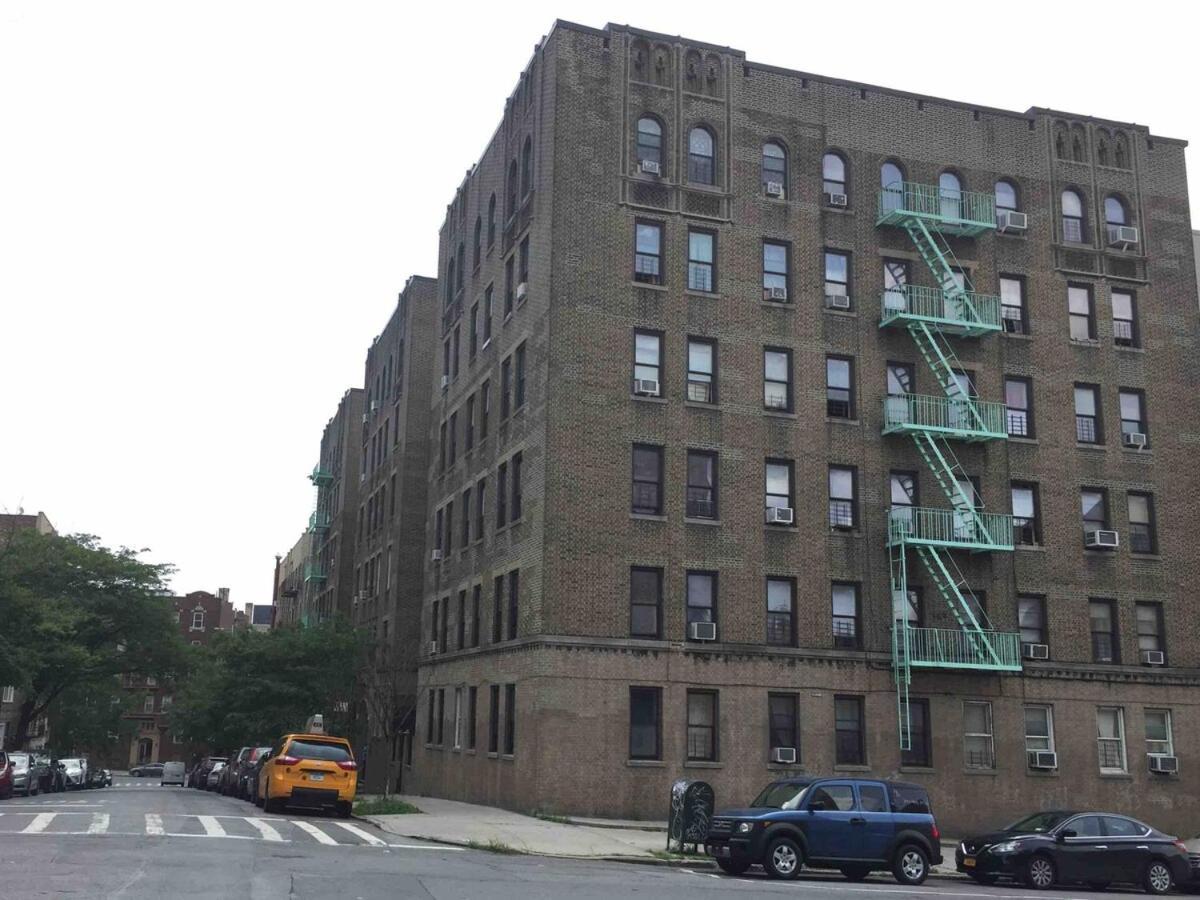 Appartement 2-bedroom In The Bronx And Pet Friendly New York